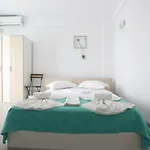 Regency Affittacamere 3*