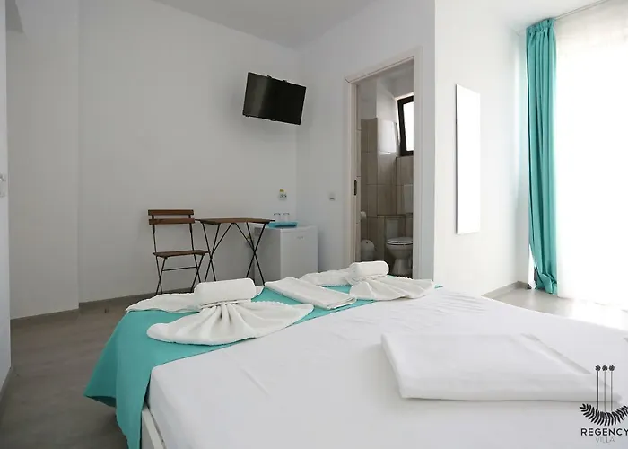 ゲストハウス Regency