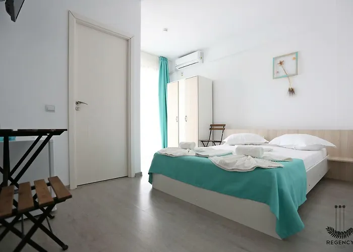 ゲストハウス Regency 3*